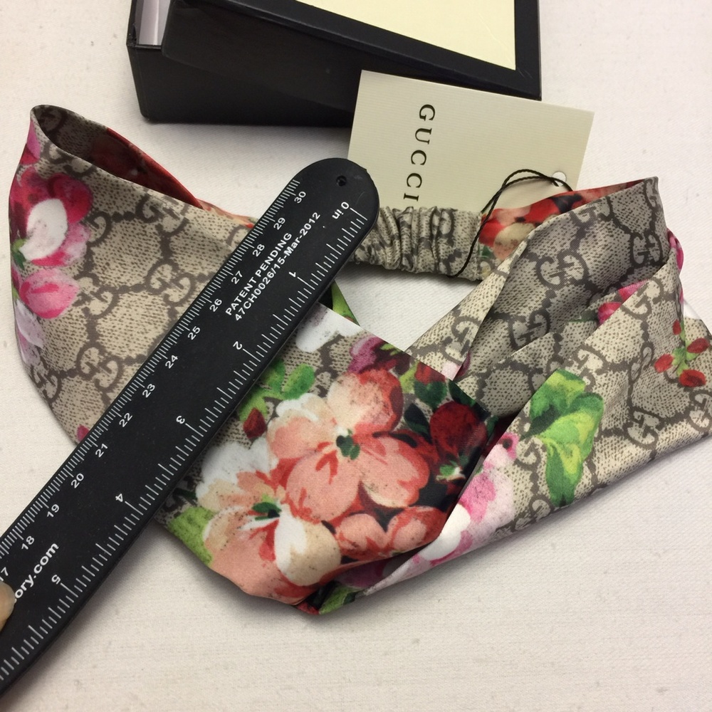 nwt GUC w/ Box blooms headband hair wrap turban - Picture 4 of 4